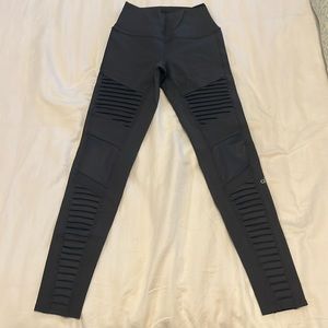 Brand new Alo leggings